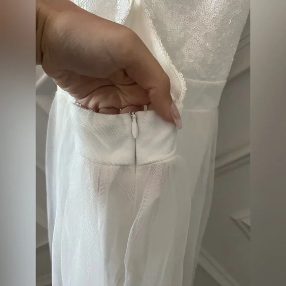 Luxxel White Maxi Dress - Picture 4 of 6